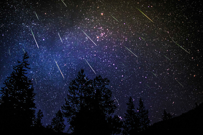 Ne Manquez Pas La Pluie Détoiles Filantes Ce Soir Les