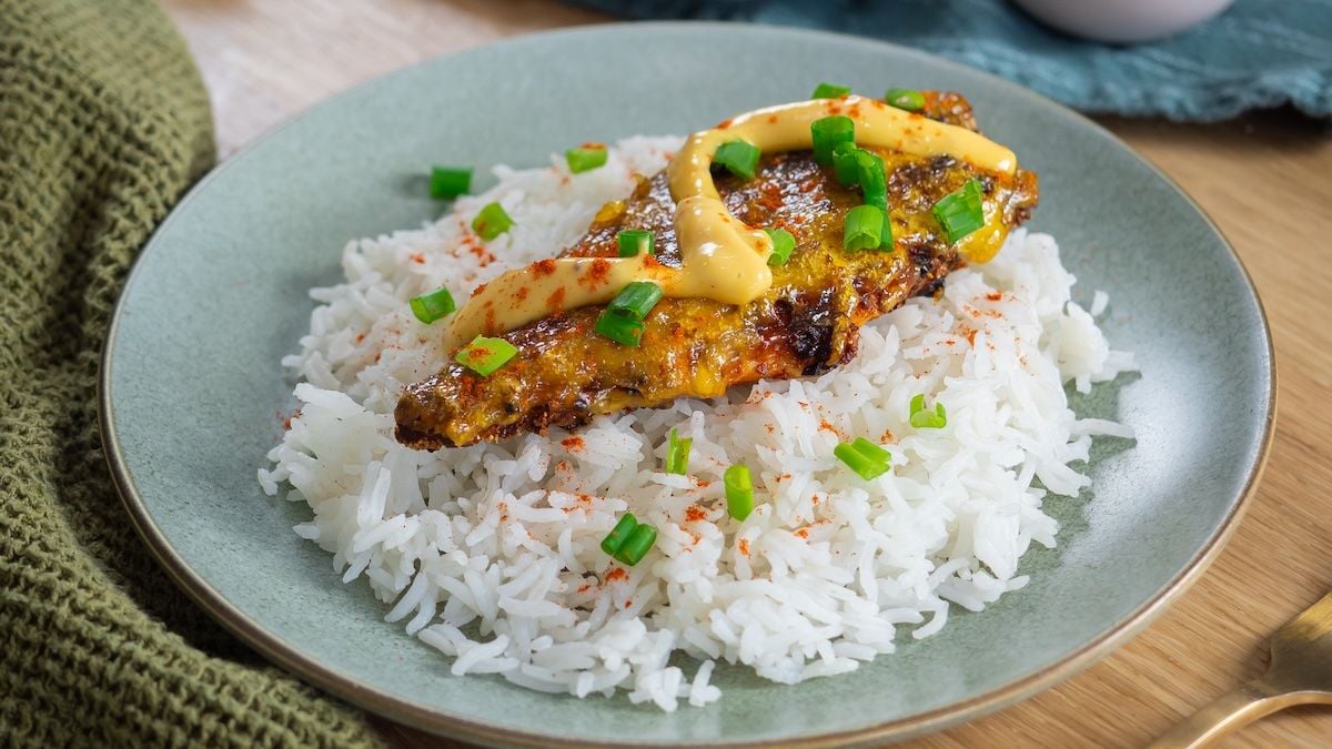 Explosion de saveurs avec ce poulet sauce bang bang, un mélange surprenant pour vos papilles !