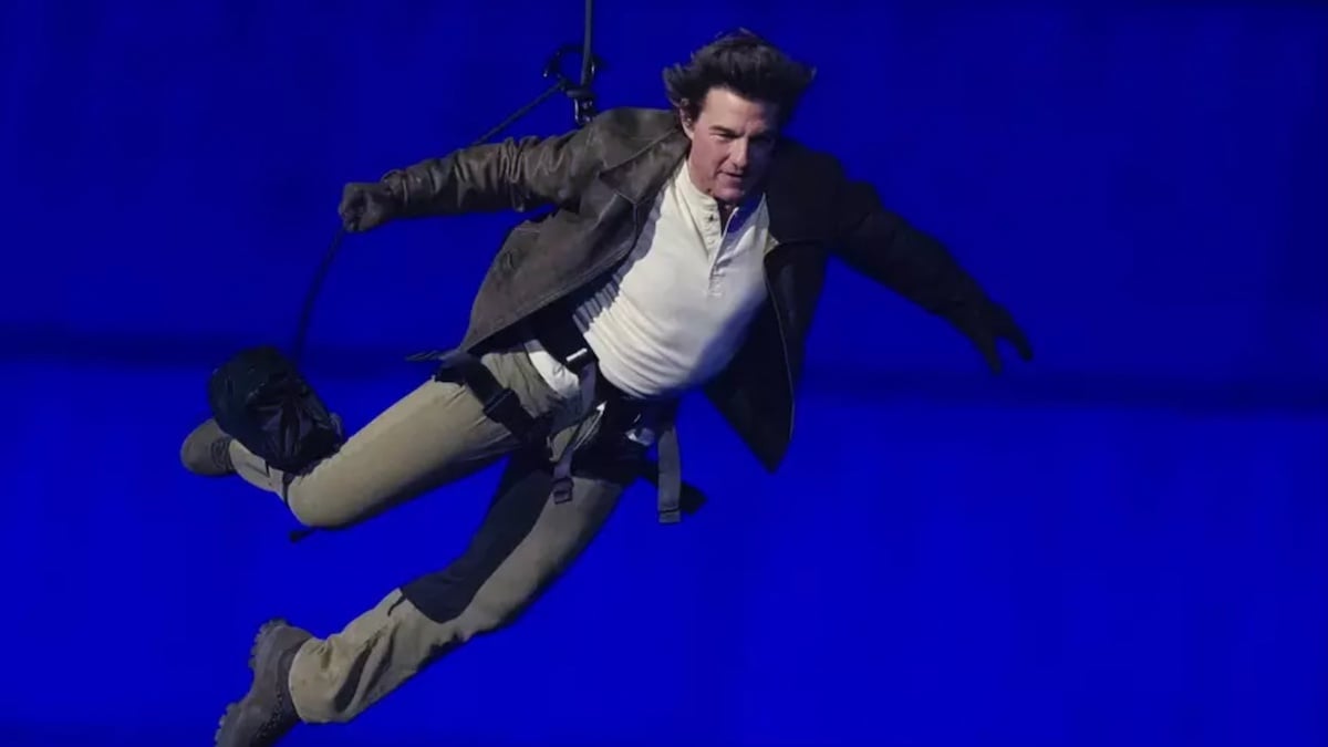 L'acteur Tom Cruise pendant la cérémonie de clôture des JO de Paris au Stade de France 