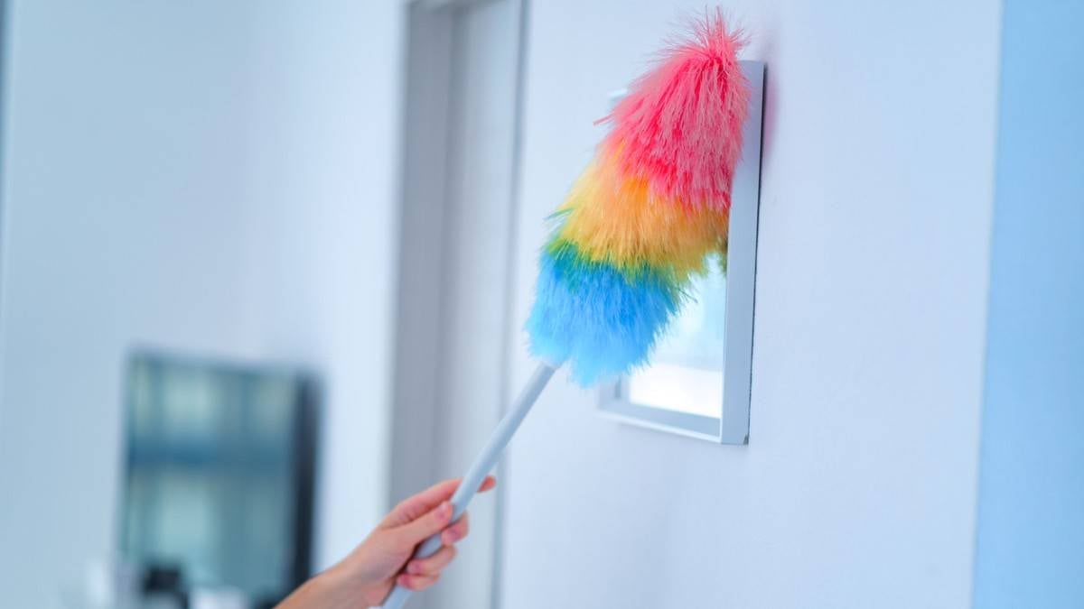 Ces 7 endroits tout le temps oubliés que vous pouvez nettoyer avec un plumeau Swiffer