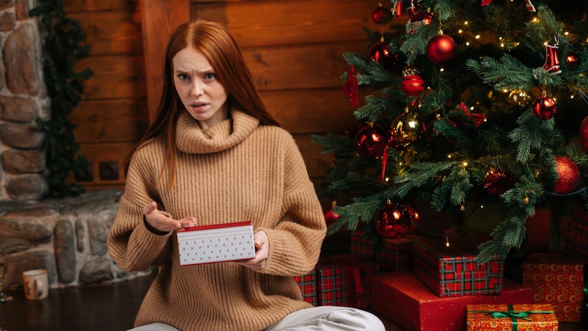 Une femme annule le repas de Noël à cause du cadeau de son mari 