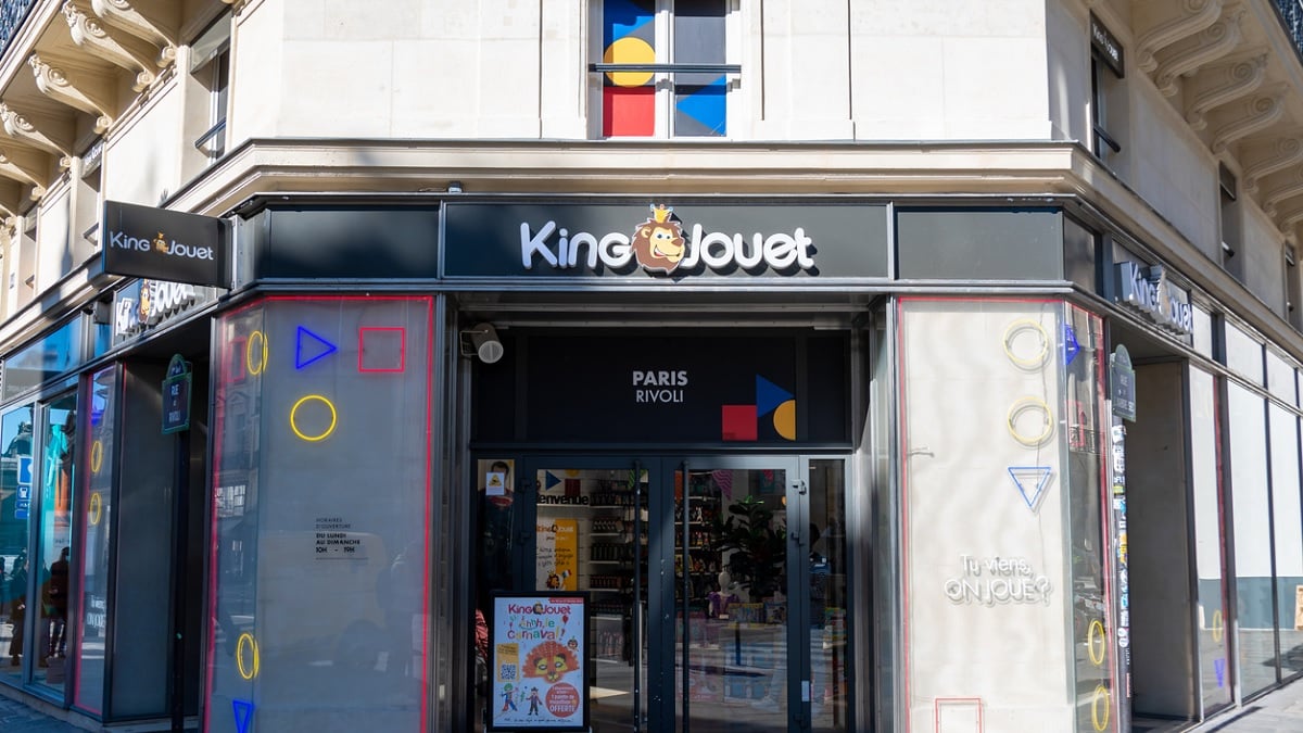 Ivre, il tente de braquer un magasin de jouets avec un... faux pistolet