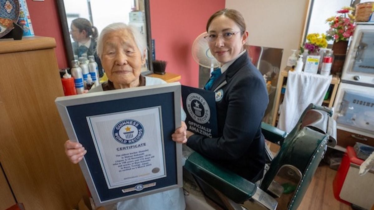 Cette Japonaise de 108 ans a été couronnée plus vieille coiffeuse du monde 