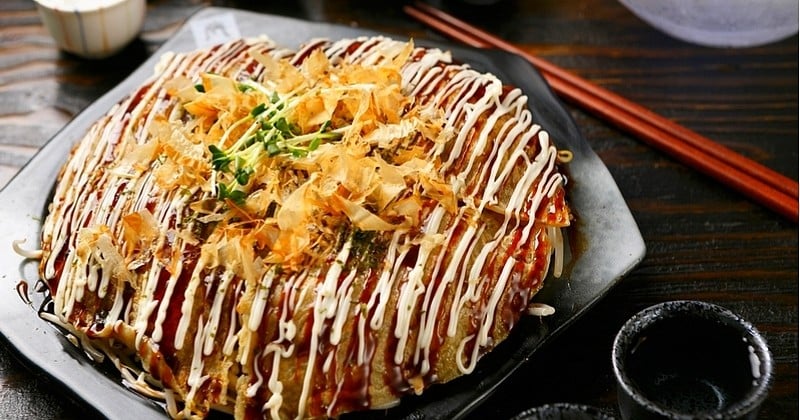 Okonomiyaki : la galette japonaise à tester rapidement !