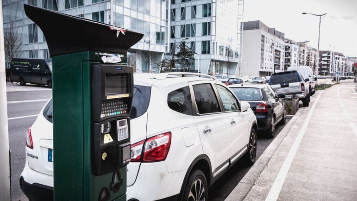 Il échappe aux amendes de stationnement grâce à du... matériel de plongée