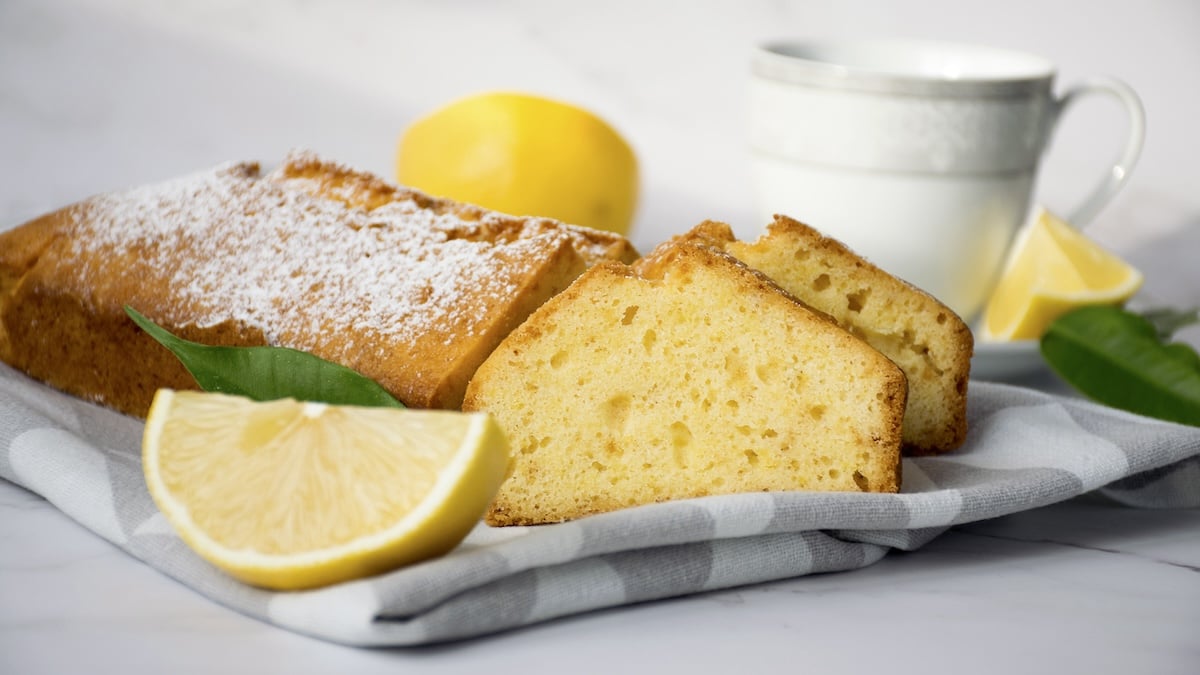 La recette du cake au citron de Cyril Lignac, une douceur acidulée irrésistible !
