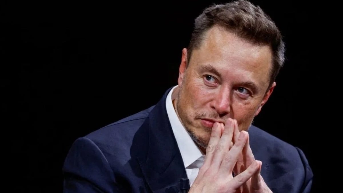 Elon Musk lors d'une conférence 