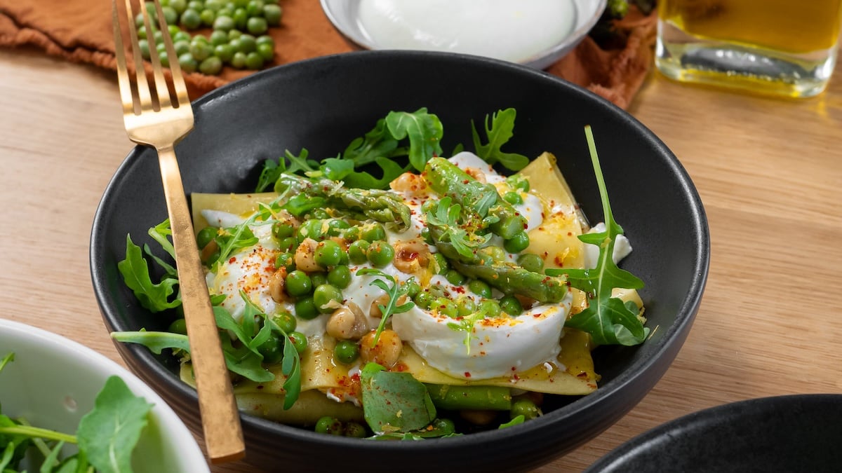 lasagnes déstructurées aux légumes verts noisettes et burrata