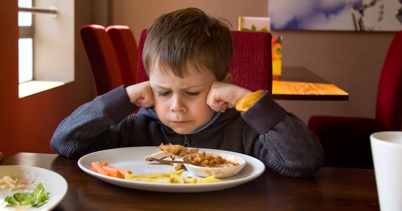 Ce restaurant interdit les enfants de moins de 10 ans (et les gens soutiennent sa décision)