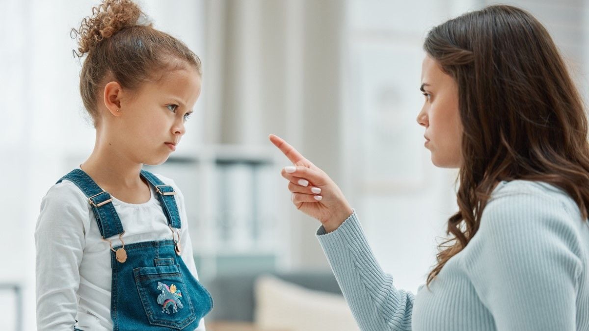 Les enfants sont plus difficiles à élever à cet âge précis, selon une étude 