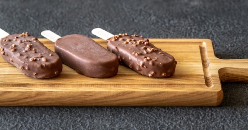 Magnum distribue des glaces gratuitement à Paris pour fêter la nouvelle année