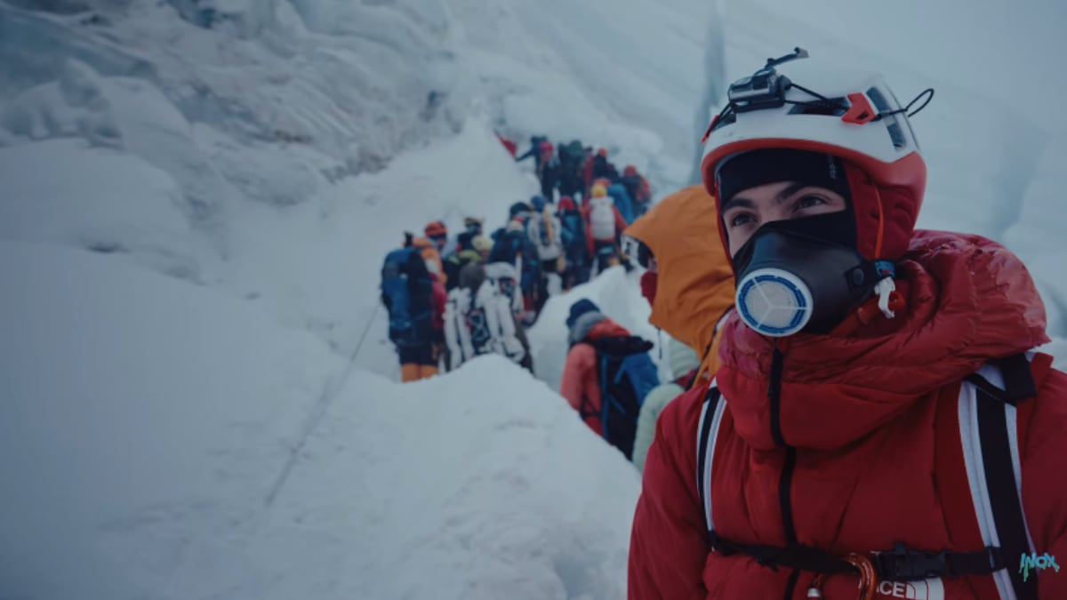 Le vidéaste Inoxtag lors de son ascension de l'Everest