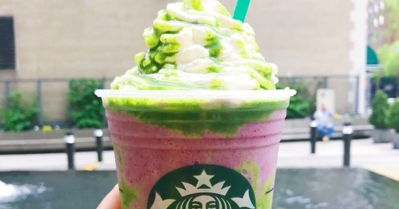 Magique ! Après la version licorne, Starbucks lance un frappuccino... sirène !