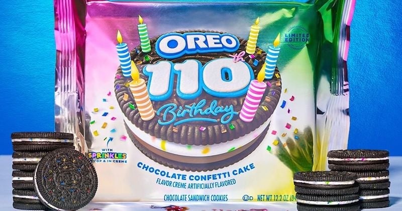 Pour son 110e anniversaire, Oreo lance des biscuits avec des vermicelles arc-en-ciel !