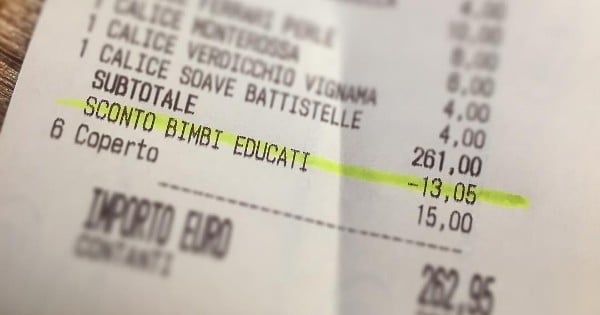 Si votre enfant se tient bien à table, ce restaurateur vous propose une réduction intéressante sur la note !