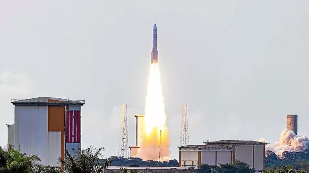 Décollage réussi pour le premier vol de la fusée Ariane 6, un «moment historique» à revoir en images !