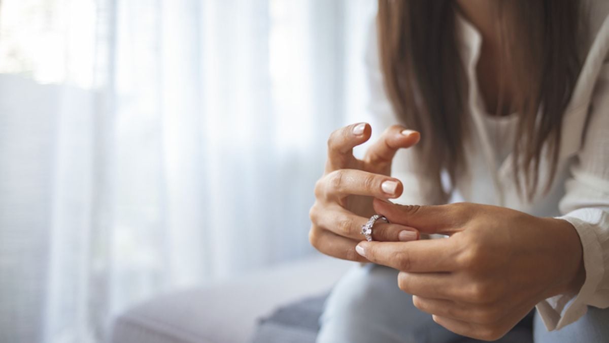 Quittée par son fiancée, elle est condamnée à rendre sa bague de fiançailles d'une valeur de 65 000 euros