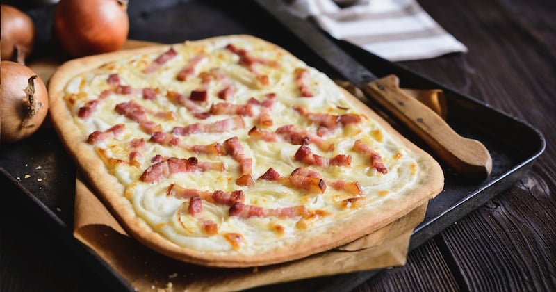 Le record du monde de la plus longue tarte flambée vient d'être battu à Strasbourg !