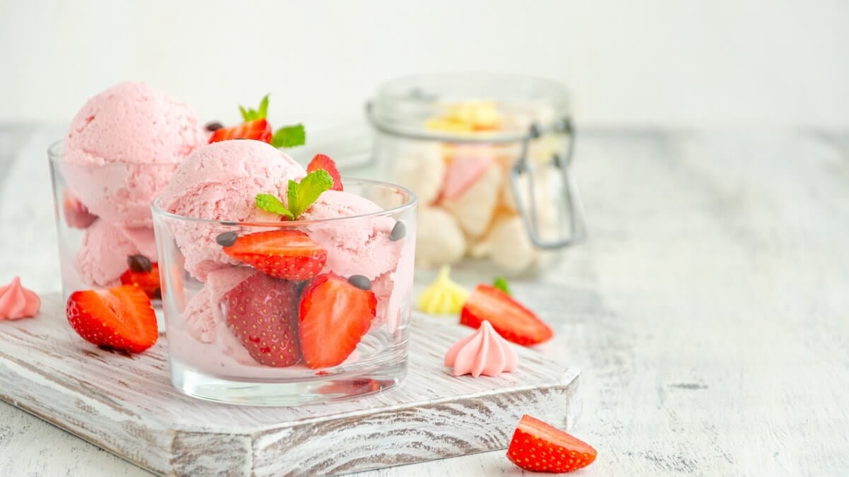 15 recettes de glaces et de desserts glacés pour se rafraîchir cet été