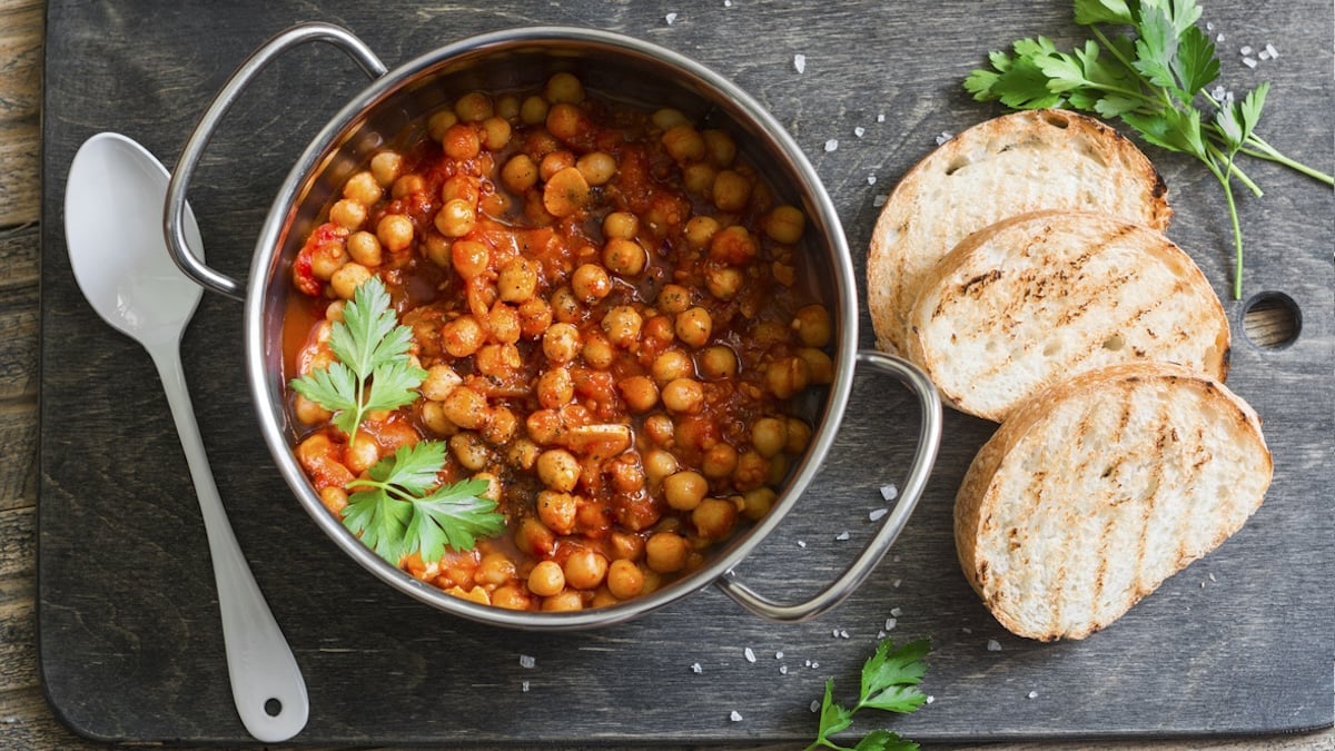 casserole de pois chiches aux tomates et chorizo