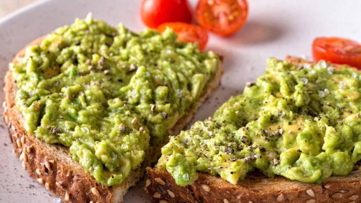 toasts de guacamole