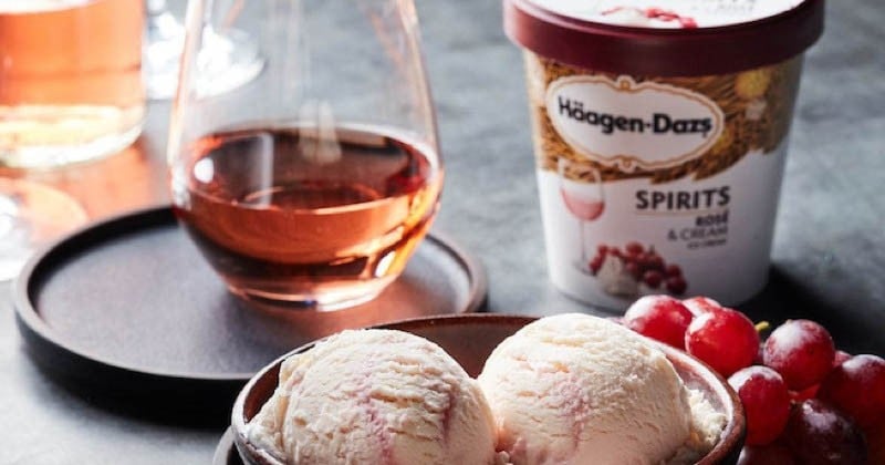 Haagen-Dazs a sorti une glace au rosé !