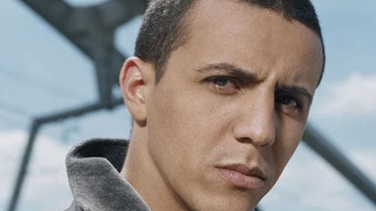 Faudel transformé : une nouvelle vidéo du chanteur star des années 2000 choque les internautes qui ne le reconnaissent pas