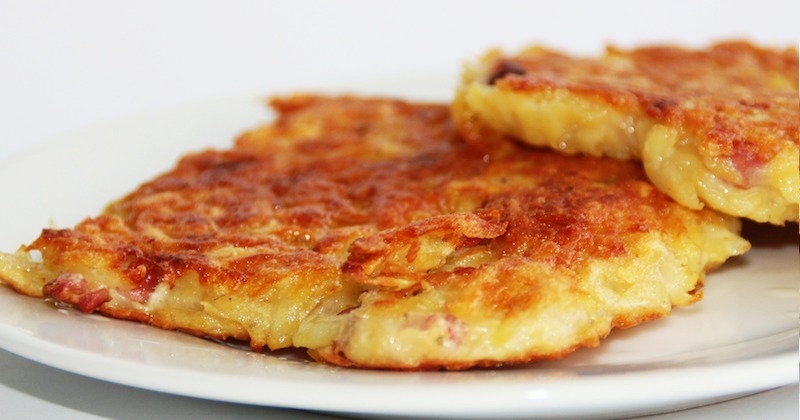 La galette de pommes de terre fourrée au fromage, la recette gourmande et facile à reproduire !