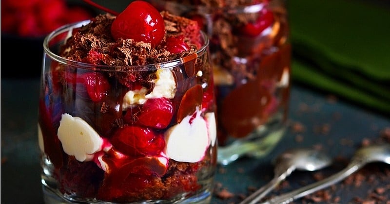 Testez notre verrine de forêt noire pour un dessert qui déboîte !