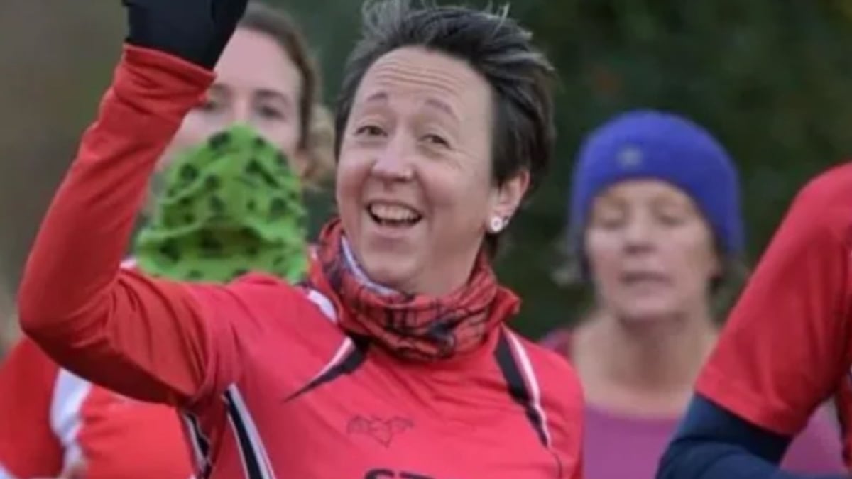 Une femme qui a réclamé plus de 20 000 € de pension d'invalidité surprise en train de courir des ...marathons