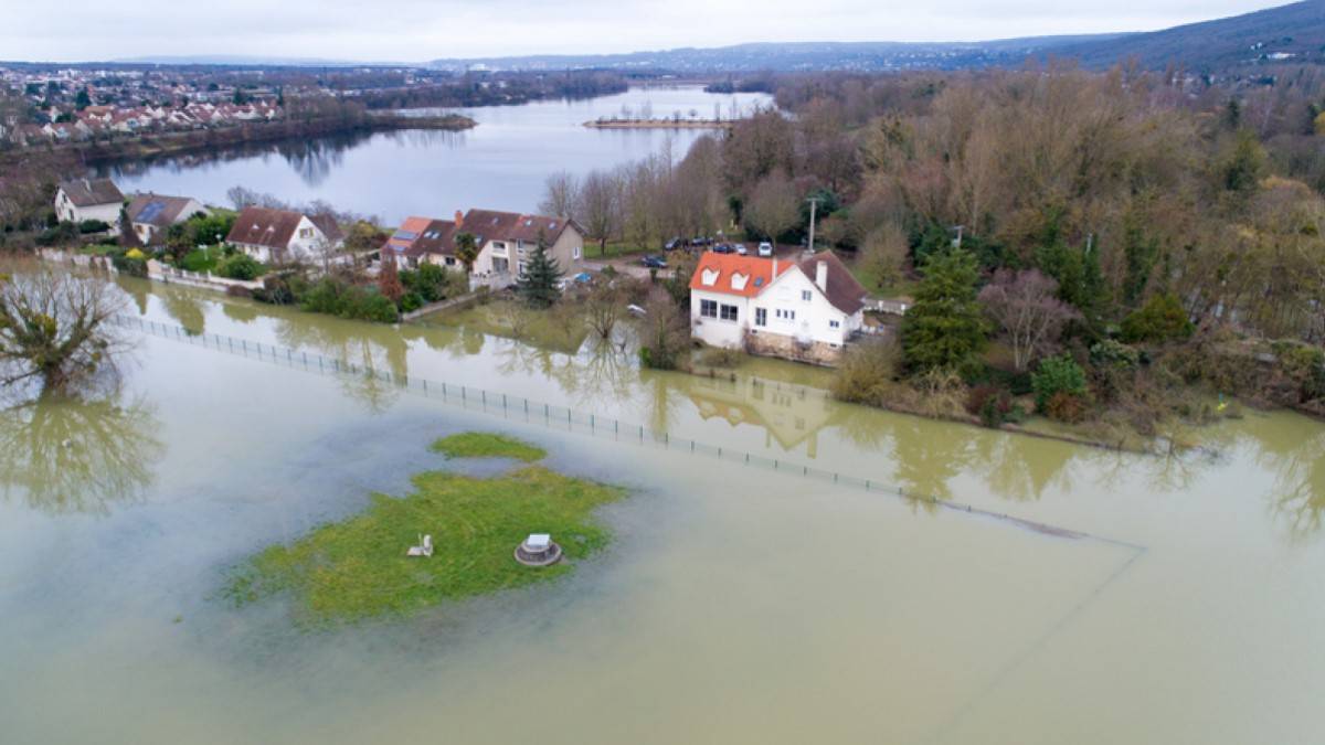 Des maisons inondées