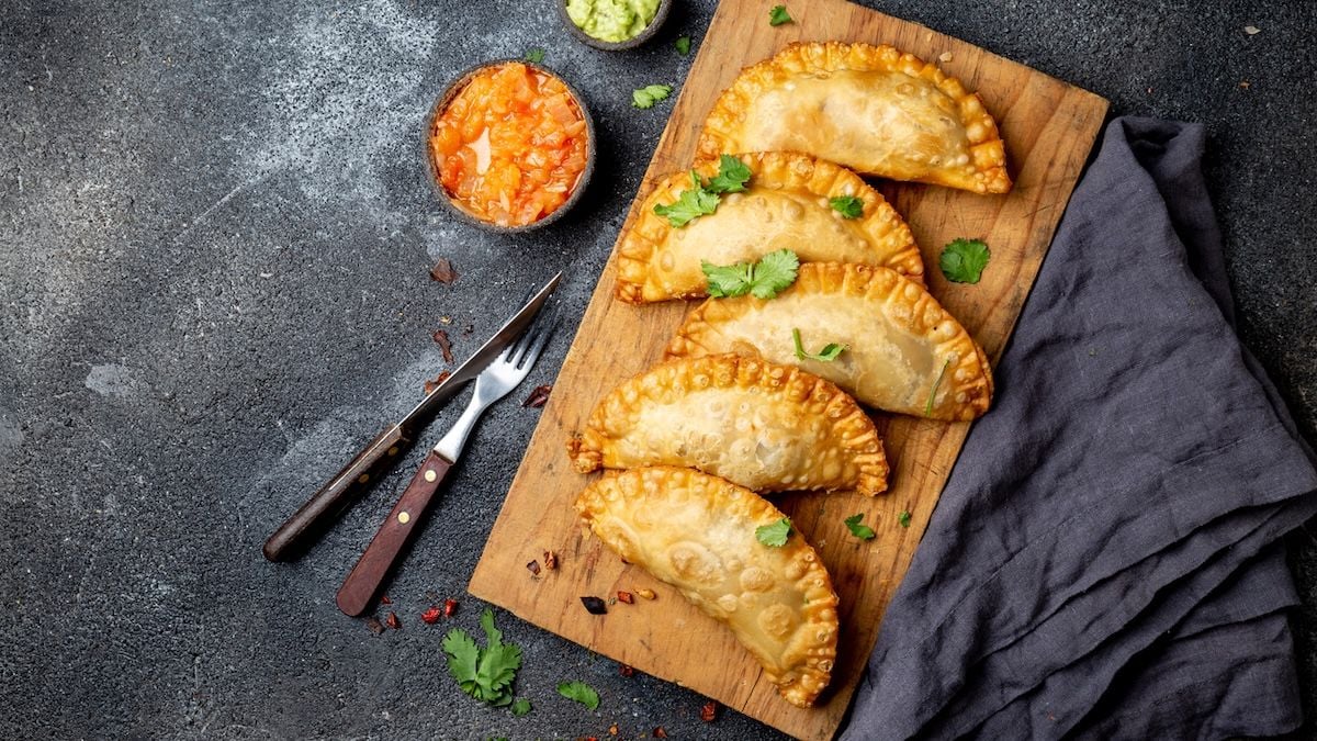 Recette pas chère du jour : des empanadas au thon, une bouchée très gourmande !