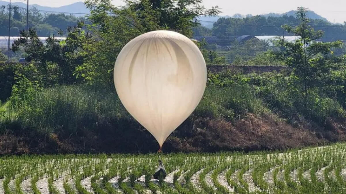 La Corée du Nord envoie à la Corée du Sud des ballons remplis... d'excréments humains 