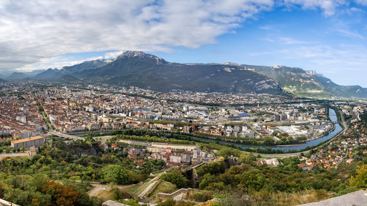 Vue panoramique de la ville de Grenoble