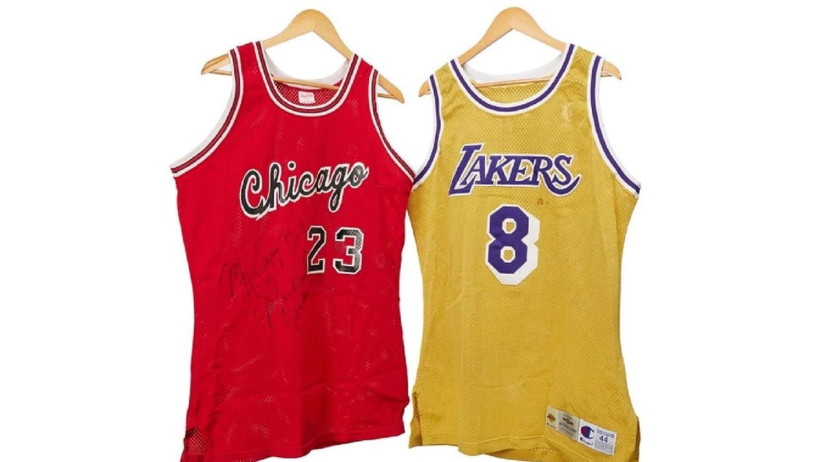 Les premiers maillots de Michael Jordan et Kobe Bryant vendus aux enchères à un prix record ?