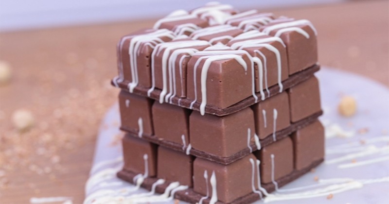 À l'occasion du Salon du Chocolat, mettez cet ingrédient en valeur avec la recette du Rubik's Cube au chocolat gianduja !