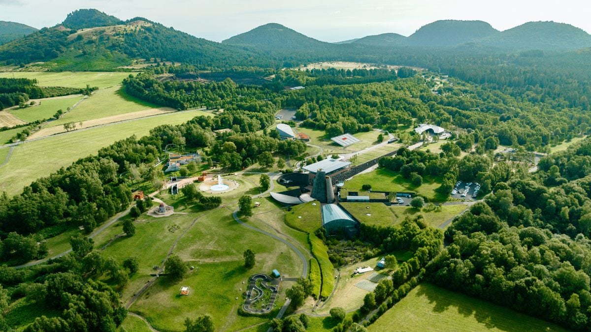 Vulcania, un parc à découvrir au cœur de la beauté sauvage de l'Auvergne