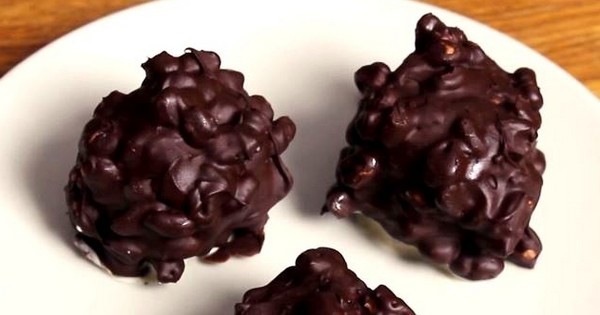 Mini-glaces au chocolat fourrées à la vanille sont dingues, impossible de résister !