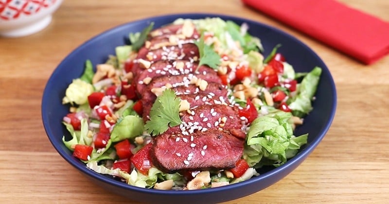 Réalisez une salade thaï au bœuf mariné spicy Tendre & Plus et régalez-vous !