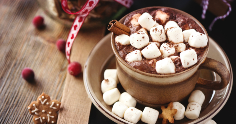 Chocolat chaud mashmallow facile et rapide : découvrez les