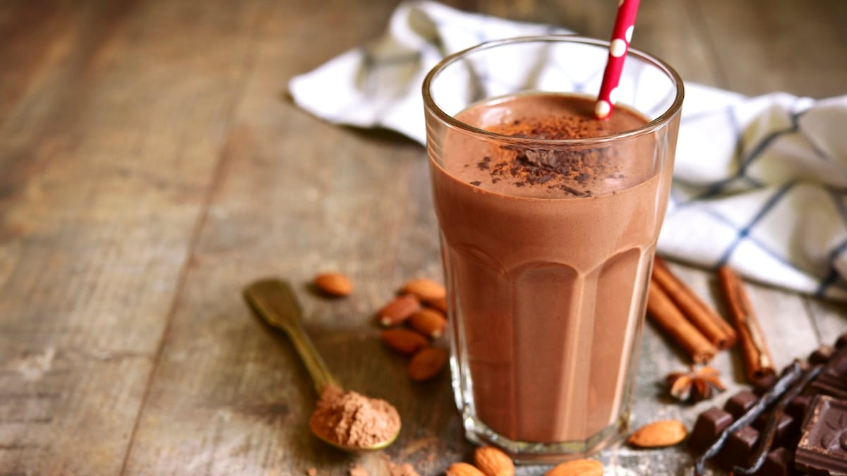 Smoothie chaud au chocolat et à la banane