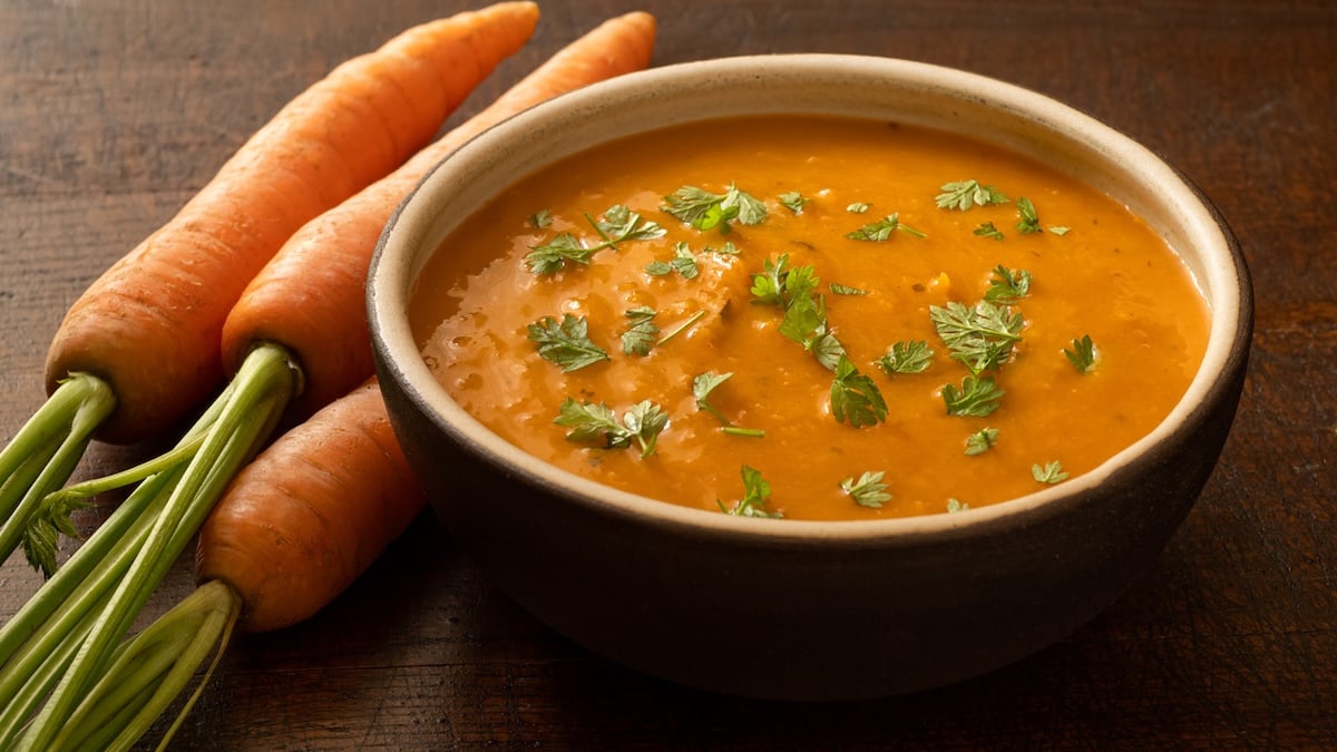 Soupe de carottes au lait de coco et au cumin