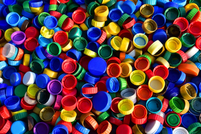 Bouchons en plastique colorés