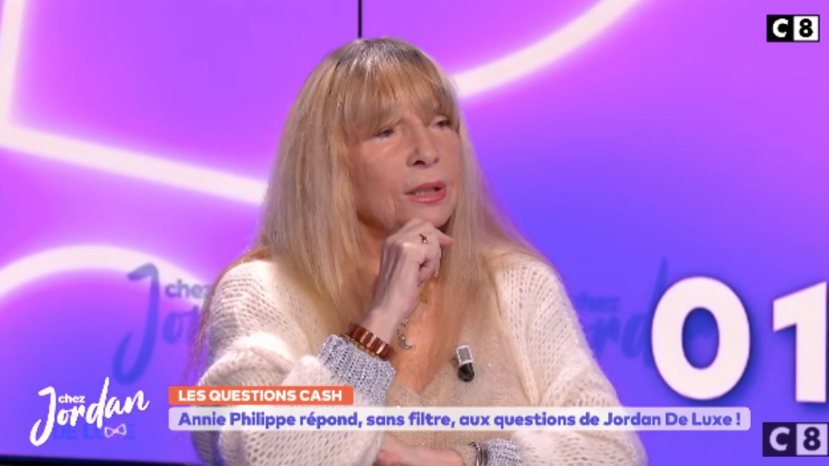 L'ex-chanteuse Annie Philippe sur le plateau de l'émission 