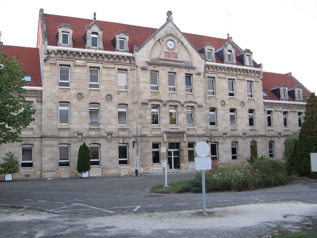 Centre hospitalier spécialisé Charles-Perrens