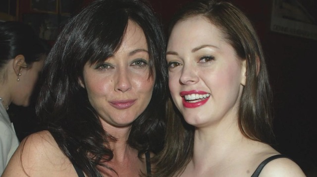  Shannen Doherty et Rose McGowan sur le tapis rouge 