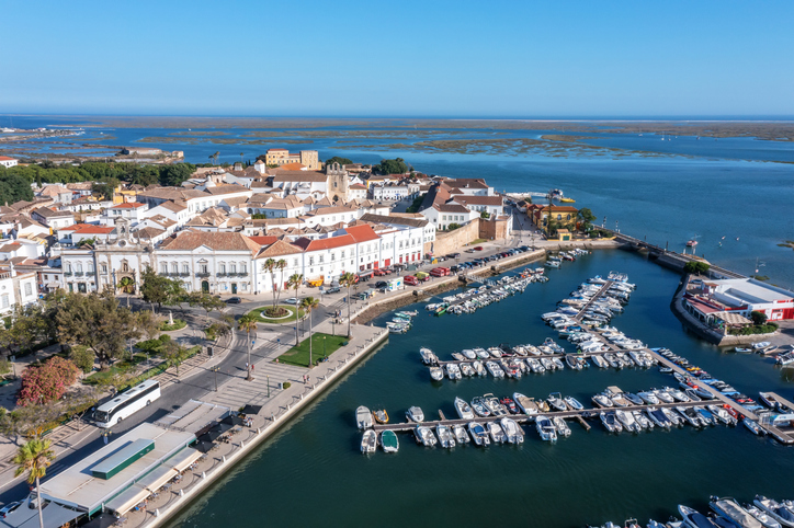 Le port de Faro au Portugal vu du ciel