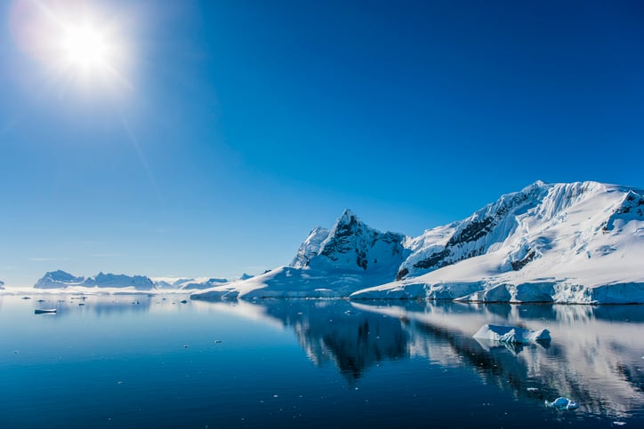 Baie dans la Région antarctique