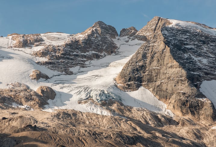 Le glacier Marmolada en Italie