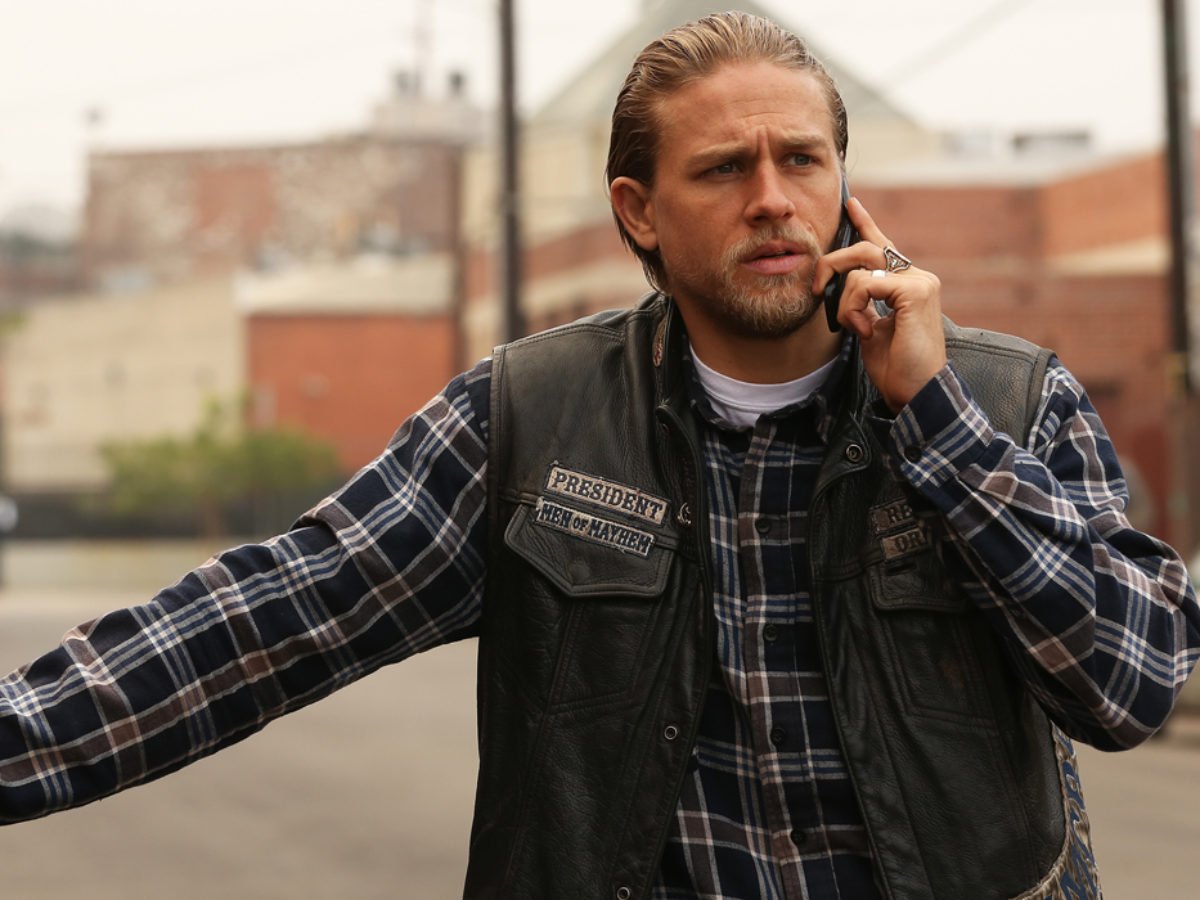 Charlie Hunnam dans Sons of Anarchy